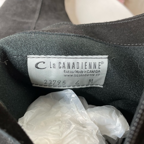 Black suede tall boots from La Canadienne Sz6 - Picture 16 of 16